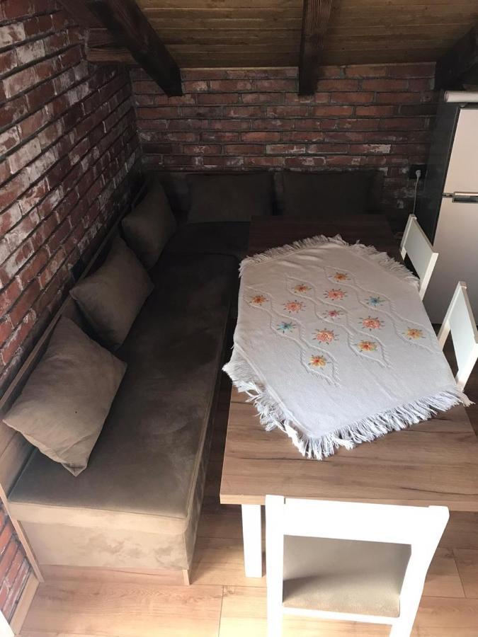 Borealis Guest House Koman المظهر الخارجي الصورة